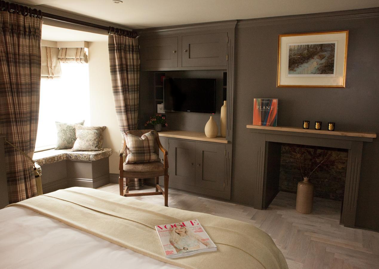The Greyhound On The Test Hotel Stockbridge  Eksteriør bilde