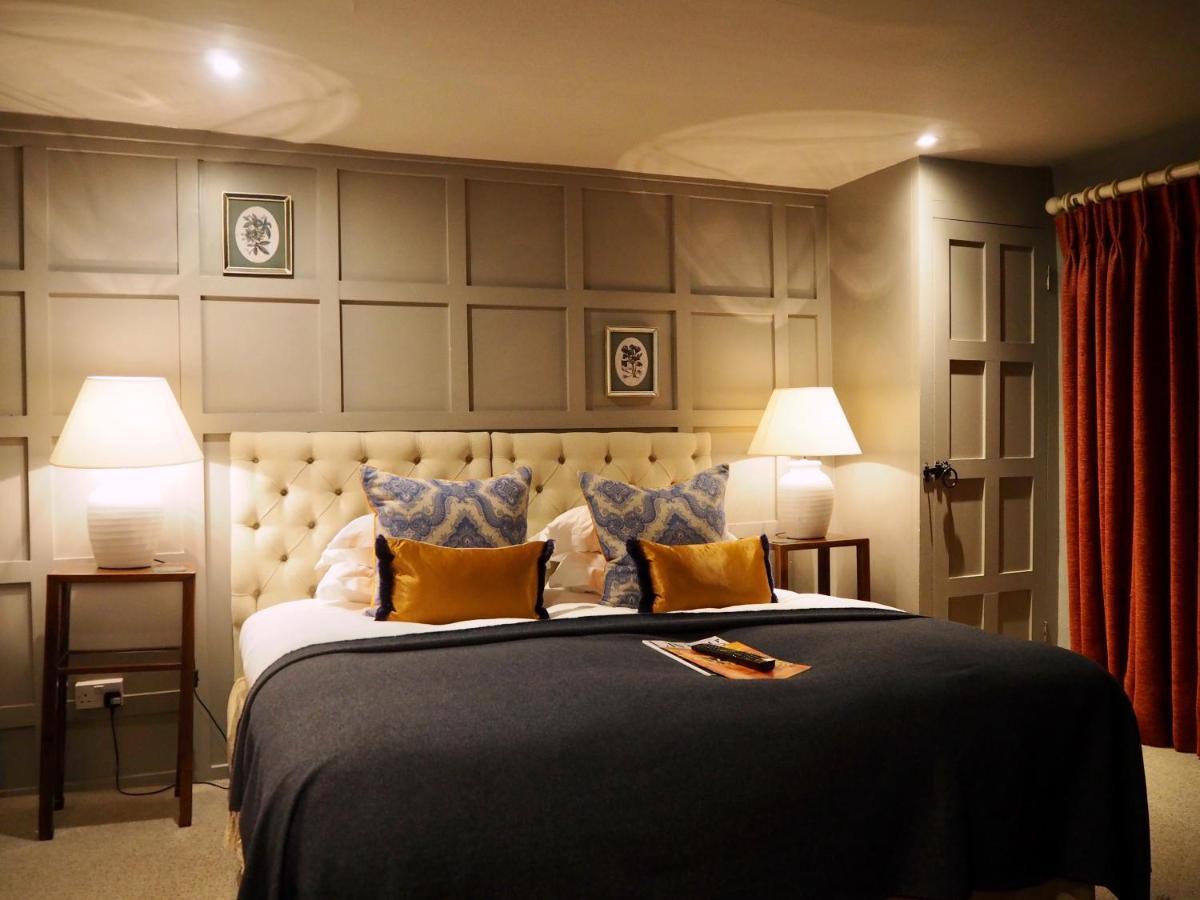The Greyhound On The Test Hotel Stockbridge  Eksteriør bilde